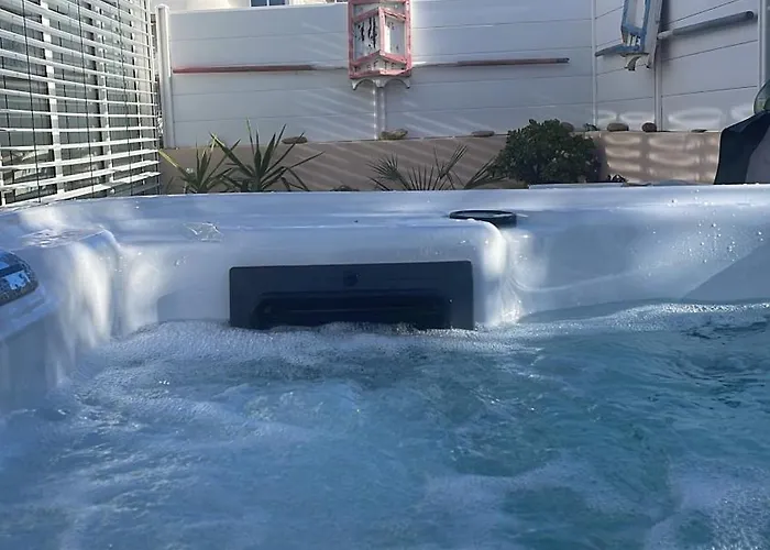 L'oasis Bleue Et Terrasse דירה Sète